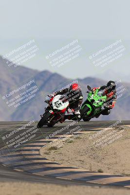 media/Nov-16-2025-Race Pace (Sun) [[8c5fa54630]]/Verified Riders/8-Turn 12 (120pm)/